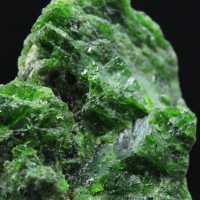 Chromediopside naturel