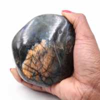 Polished form of Labradorite