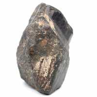 Piedra de turmalina negra