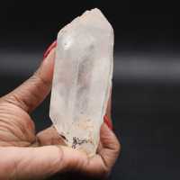 Cristal de roche bi-terminé de Madagascar