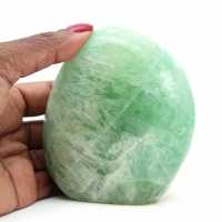 Roche en fluorite verte naturelle