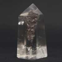 Prisme de cristal de roche re-surfacé