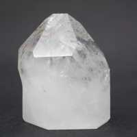 Prisme de cristal quartz avec inclusion chlorite