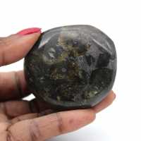 Galet de Labradorite