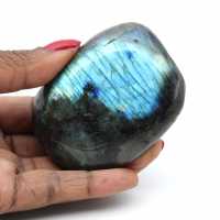 Galet de Labradorite de Madagascar