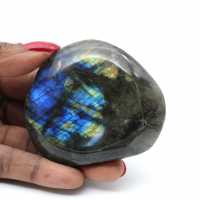 Galet en roche de Labradorite