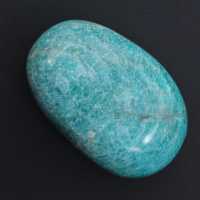 Galet en amazonite