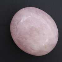 Galet en quartz rose