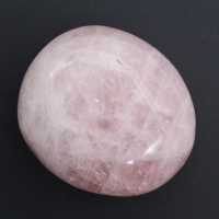 Galet en quartz rose