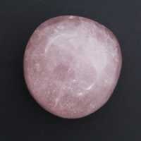 Galet en quartz rose