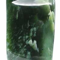 Piedra decorativa de jade nefrita.