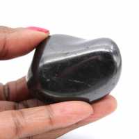 Shungite naturelle polie