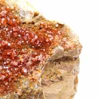 Vanadinite rouge cristal