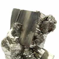 Pierre de pyrite sur socle