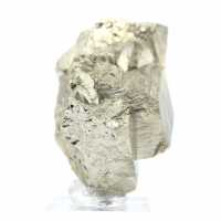 Cristaux naturels de pyrite sur socle