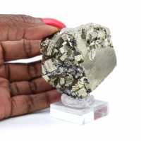 Pyrite cristallisée sur socle