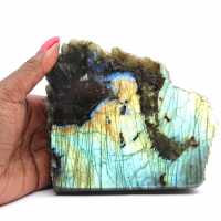 Labradorite naturelle de décoration mi-brute