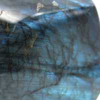 Forme libre de Labradorite polie