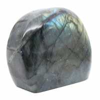 Pietra labradorite lucida a forma libera