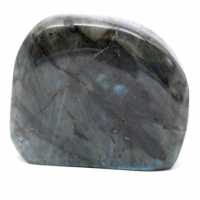 Pietra labradorite lucida a forma libera