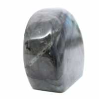 Pietra labradorite lucida a forma libera