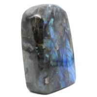 Pierre en Labradorite polie naturelle