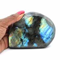 Labradorite naturale lucida per ornamento