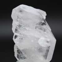 Faden quartz crystal on base