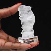 Faden quartz crystal on base