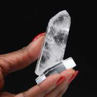 Faden quartz crystal on base