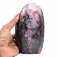 Vendita di pietre rhodonite