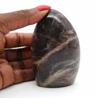 Pietra di luna nera naturale