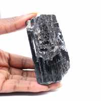 Cristallisation de tourmaline