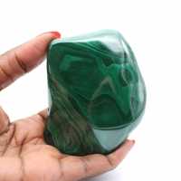 Pierre de malachite polie