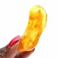 Guijarro de piedra natural Ámbar amarillo para ejemplar único