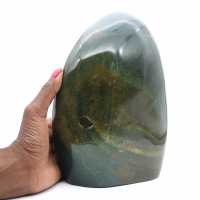 Spécimen Jaspe verte polie, grande pierre décorative, Madagascar