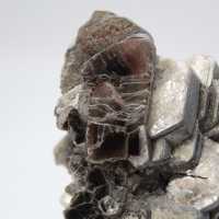 Mica et tourmaline noire sur quartz, Afghanistan