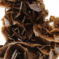 Cristales dorados de barita marroquí