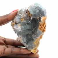 Ejemplar de fluorita sobre matriz: auténticos cristales marroquíes