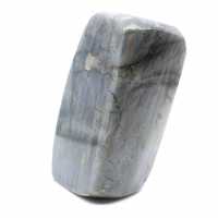 Esemplare di labradorite lucidata, roccia minerale decorativa