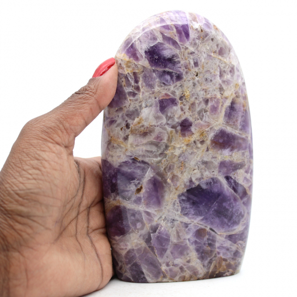 Rock polished in Amethyst