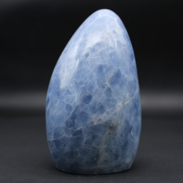 Forme libre de Calcite bleue