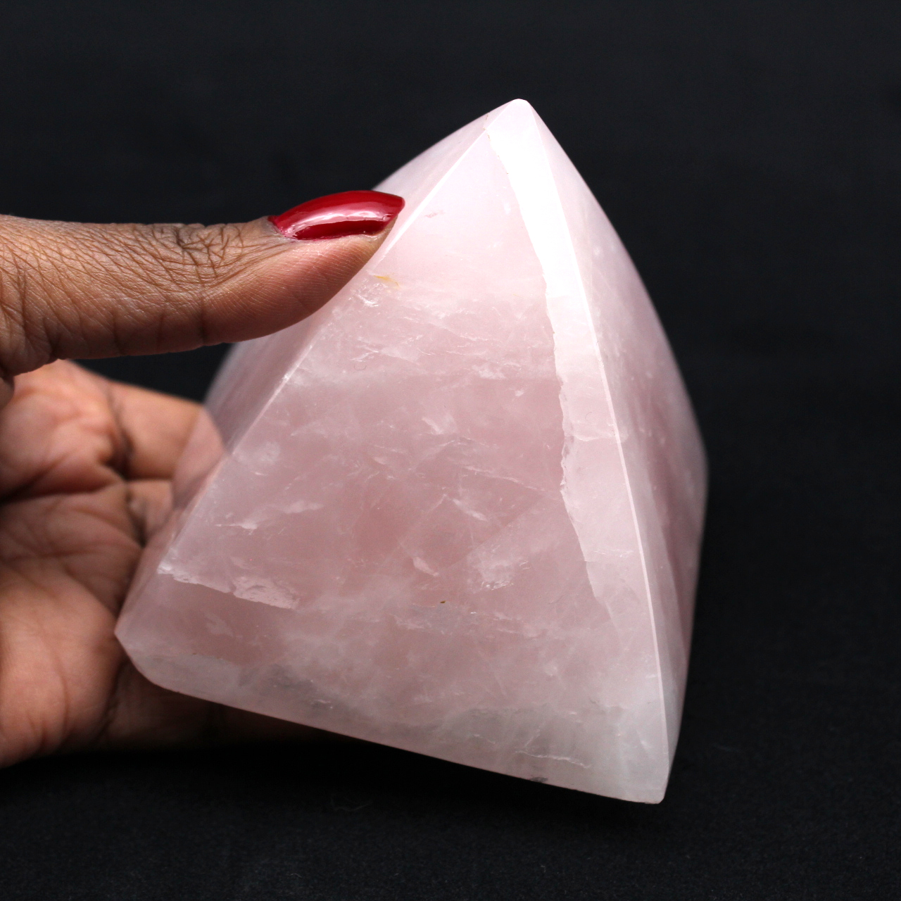 Pyramide en quartz rose