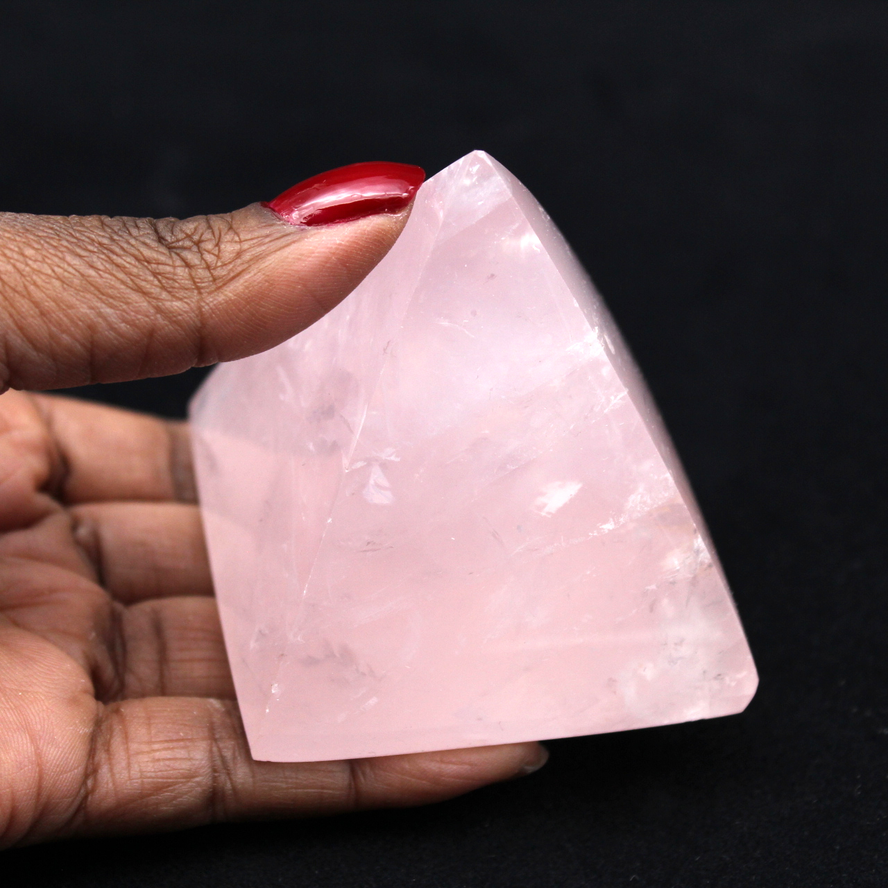 Pyramide en quartz rose