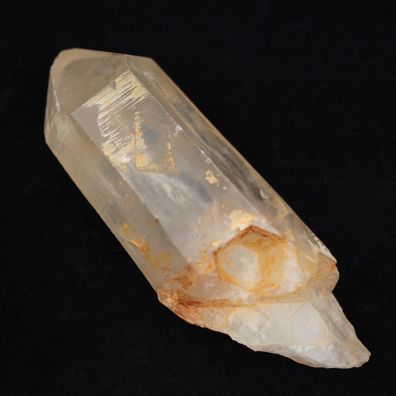Raw rock crystal