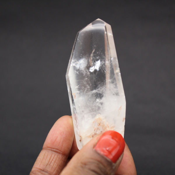 Bitterminated quartz with inclusion