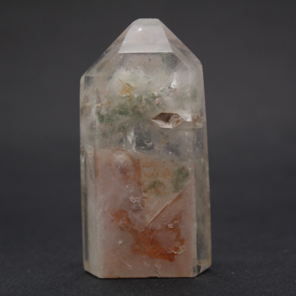 Cristal de roche à inclusion avec fantôme