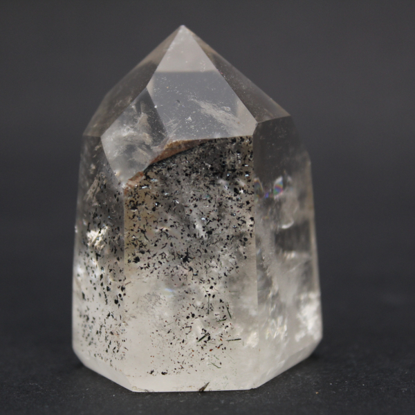 Prisme de quartz avec inclusion