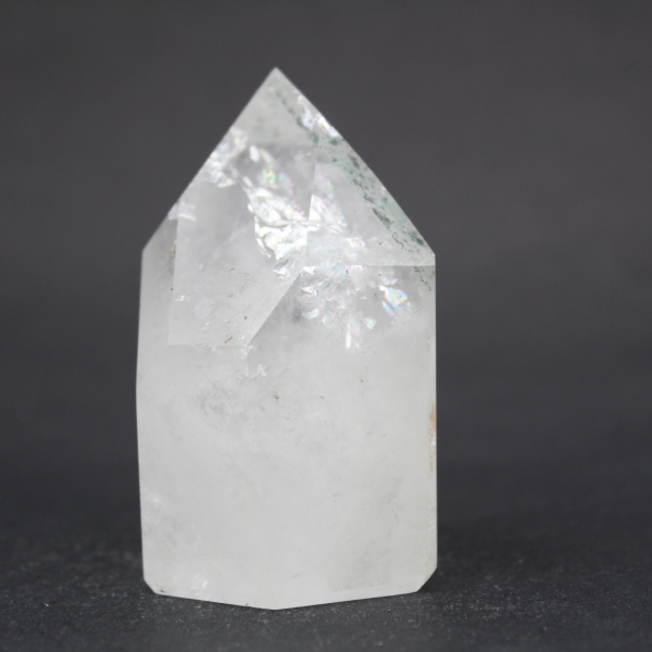 Quarzkristallprisma mit chloriteinschluss