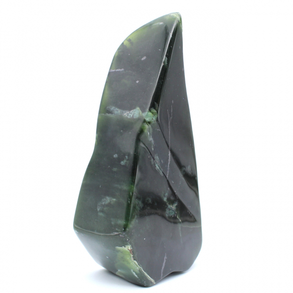 Piedra decorativa en jade nefrita